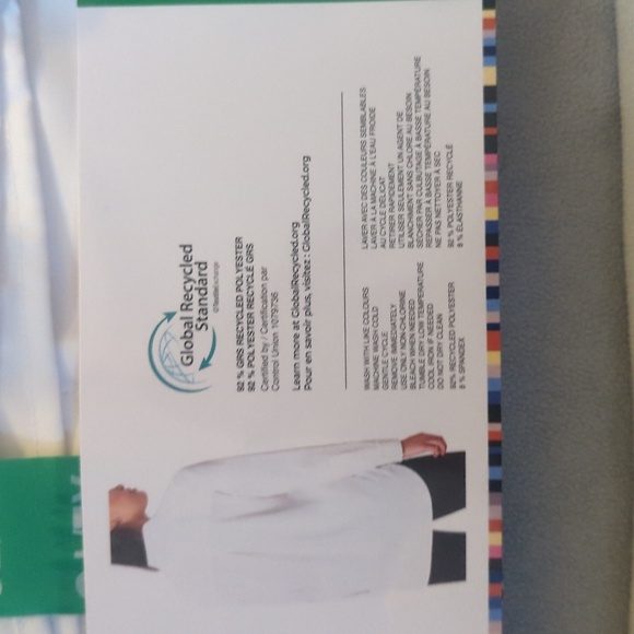 L/XL: Modern Ambition Travel Shirt - Picture 11 of 11